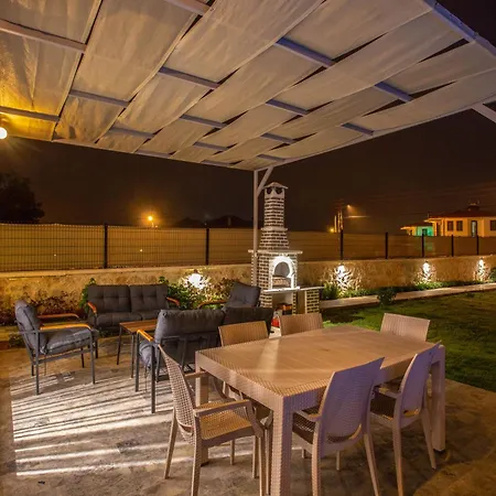 Villa Vural 2 *
